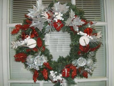 RED AND SILVER WREATH